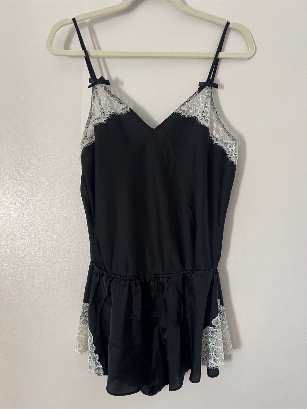 Kate Spade New York Dream a Little Dream Black Satin Lace Sleep Romper Teddy